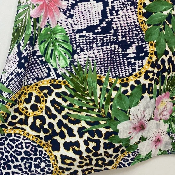 Rockmans - Tropical Print Blouse Top with decorative v neckline - Size 20 - Picture 3 of 6